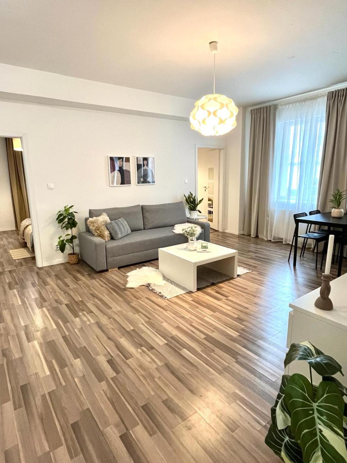 Apartment Adele - Old Town Bratislava Exterior foto
